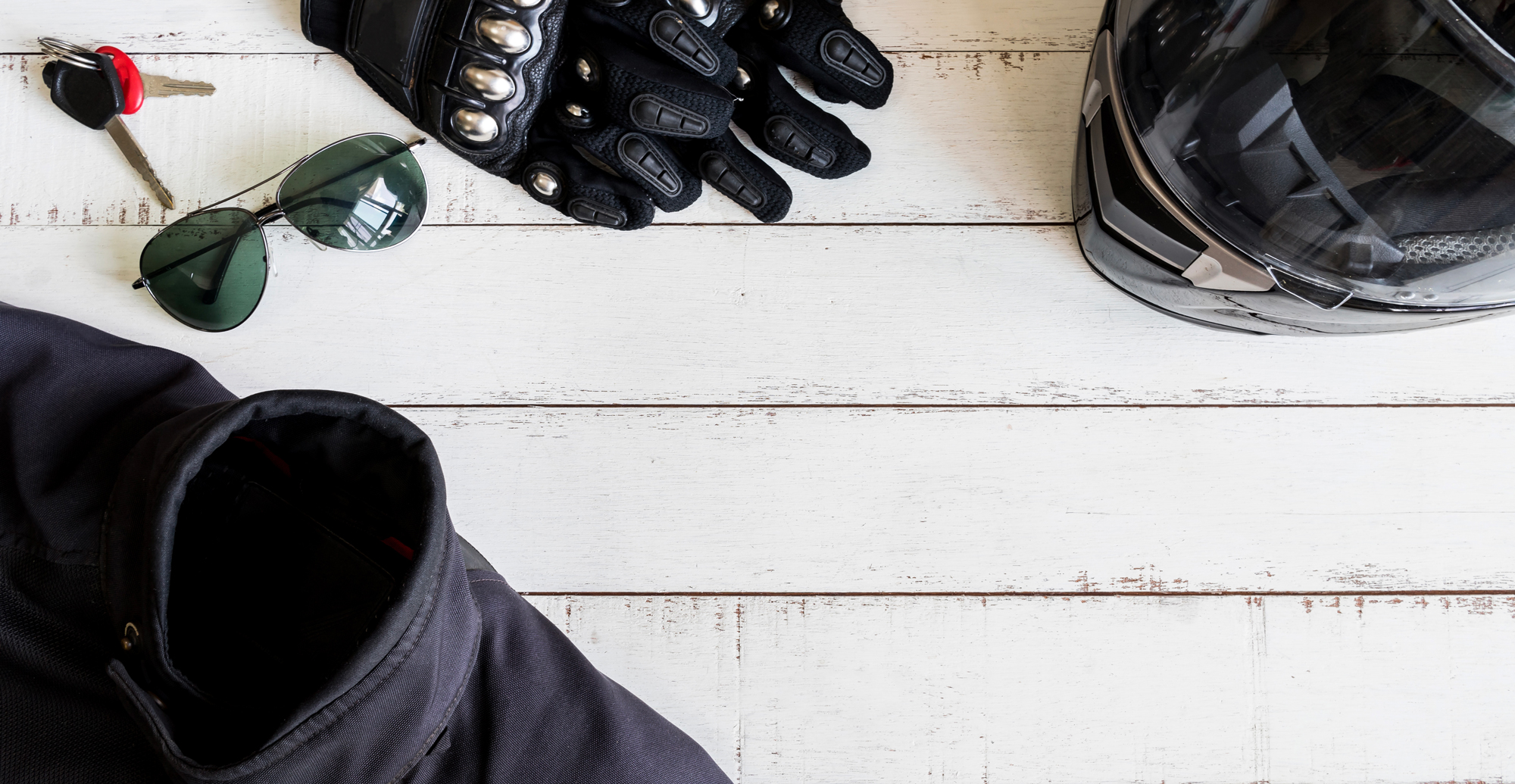 Povinná výbava motocyklu %current-year%: Co musíte mít s sebou