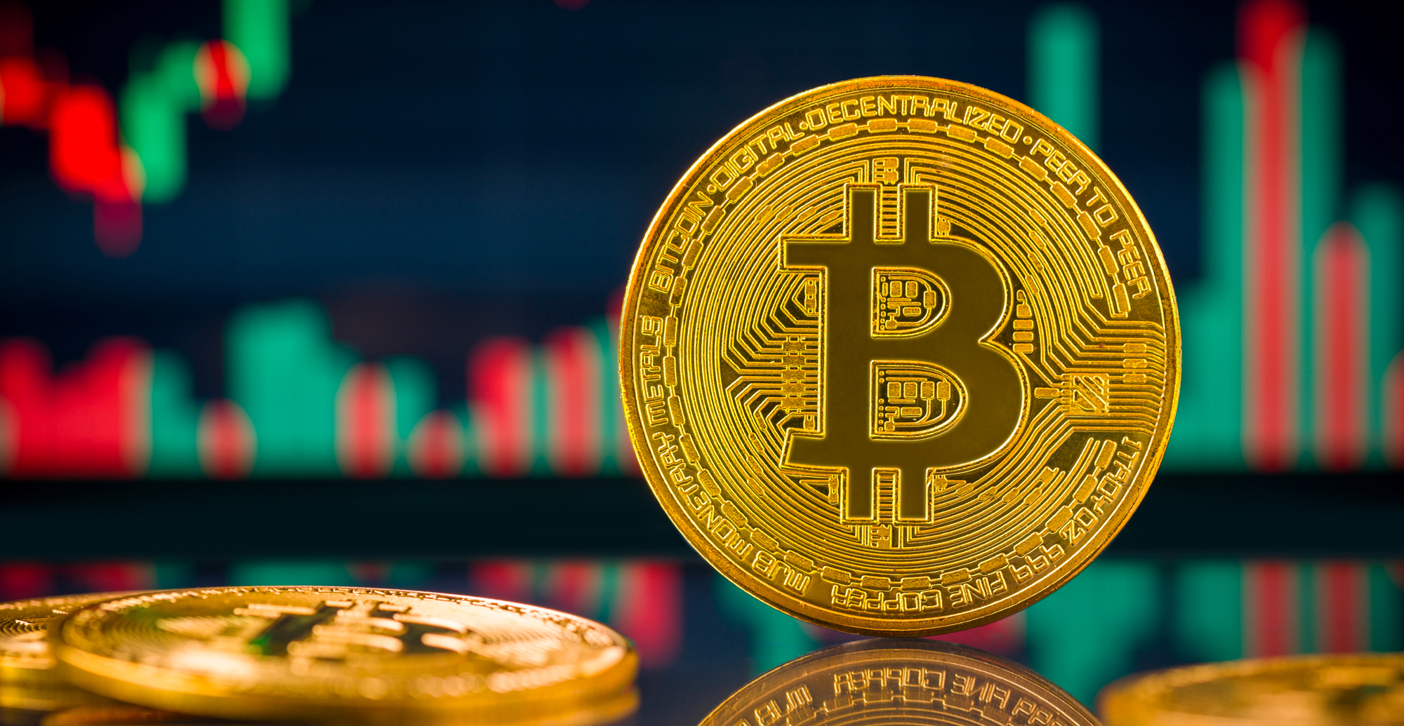 Bitcoin láme rekordy: překonal 120 000 dolarů a míří ještě výš
