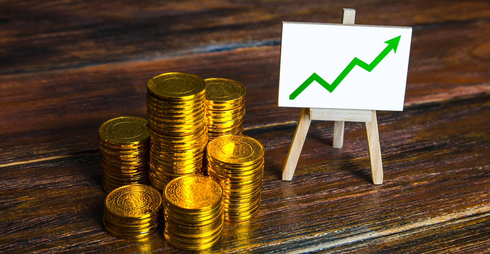 Zlato na historickém maximu: proč roste a jak k němu přistoupit jako investor Zlato na historickém maximu: proč roste a jak k němu přistoupit jako investor