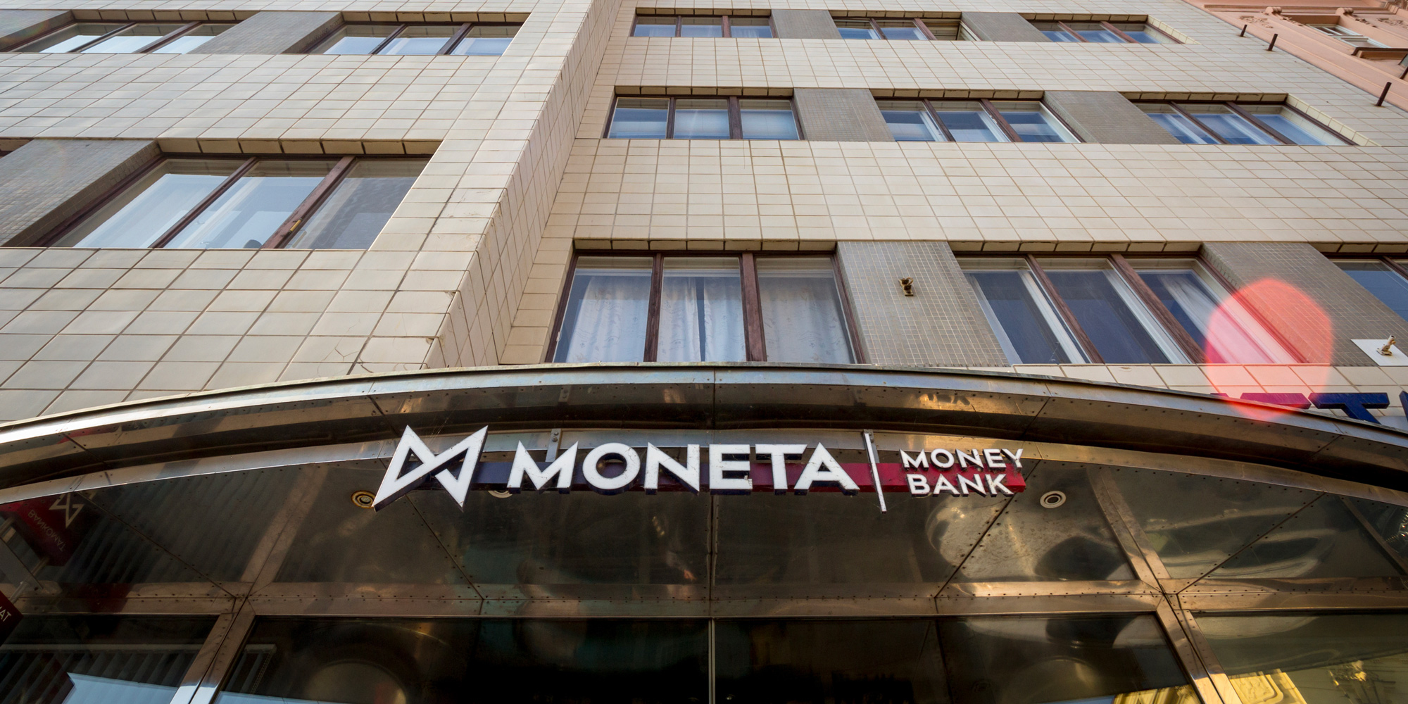 Recenze konsolidace půjček od Monety