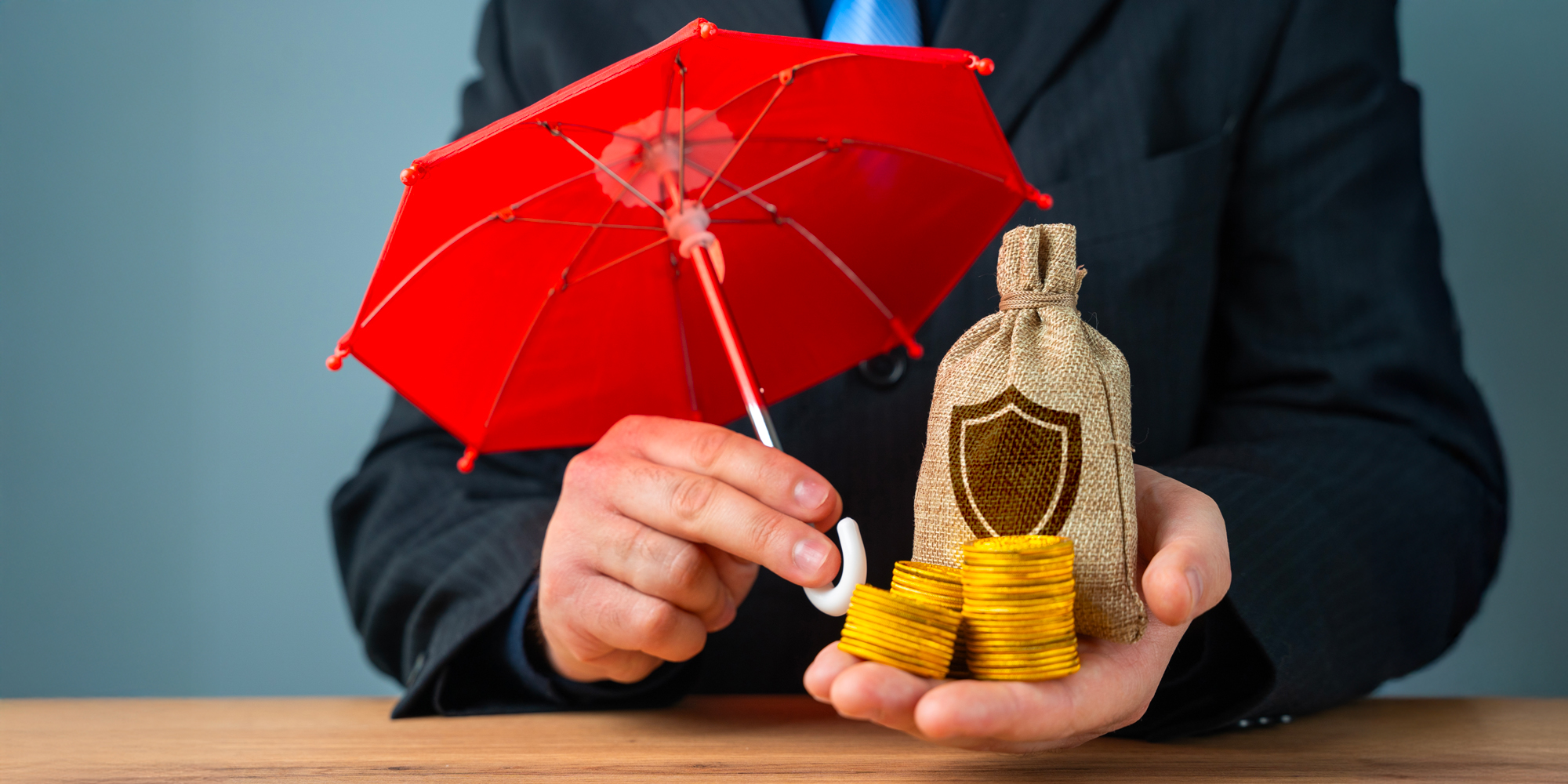 Hrozby roku 2026: ochrana vkladů v ČR a možný pád bitcoinu