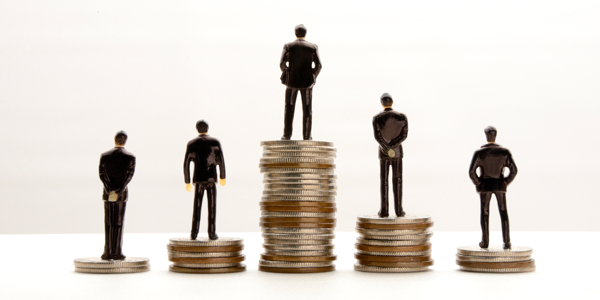 Průměrná mzda nad 50 tisíc: dopady na hypotéky, bydlení i ceny paliv