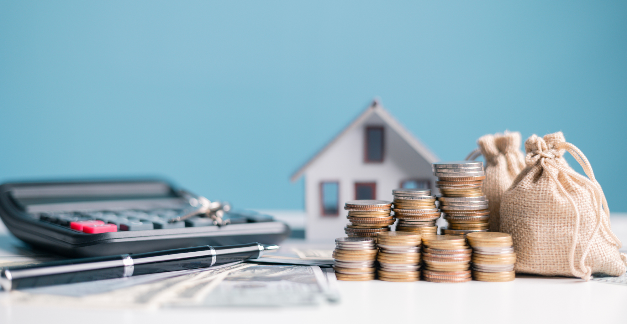 Hypoteční sazby mohou znovu růst. Pokud řešíte hypotéku, nečekejte